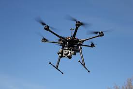 Drone auxilia polícia em operação e quatro suspeitos são presos em Angra