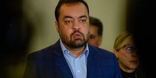 PF deflagra nova operação contra Cláudio Castro e investiga R$ 1 bilhão do Rioprevidência no Banco Master