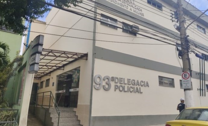 FOLHA DO ACO