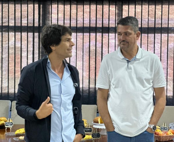 FOLHA DO ACO