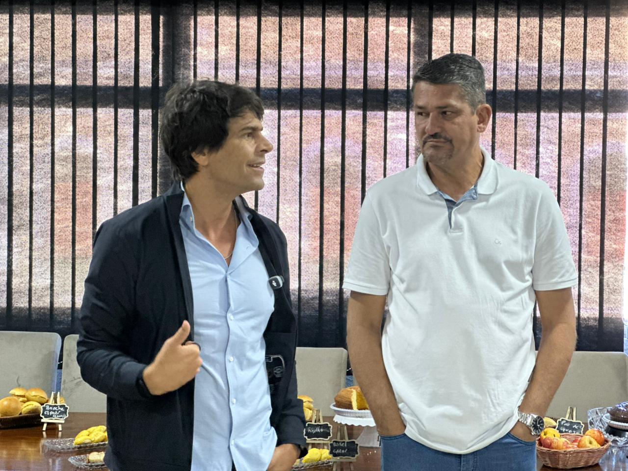 FOLHA DO ACO