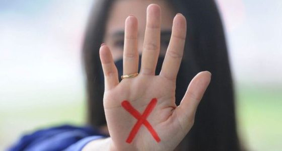 Lei Maria da Penha chega aos 20 anos entre avanços na proteção e desafios no combate à violência