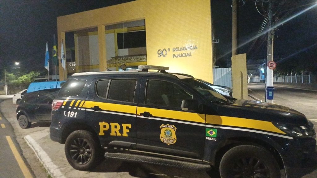 FOLHA DO ACO